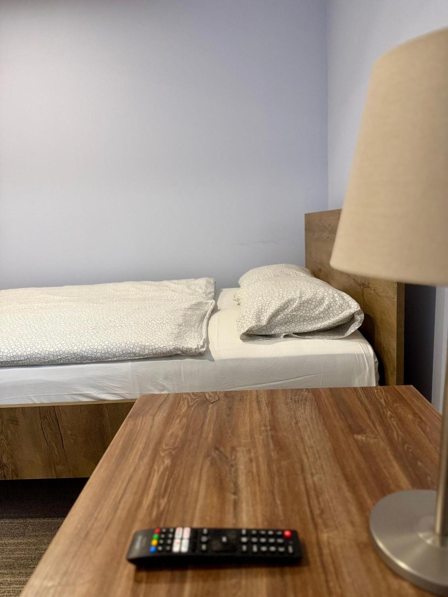 Aparthotel Restauracja Ibiza Ludwikowice Kłodzkie Exteriér fotografie