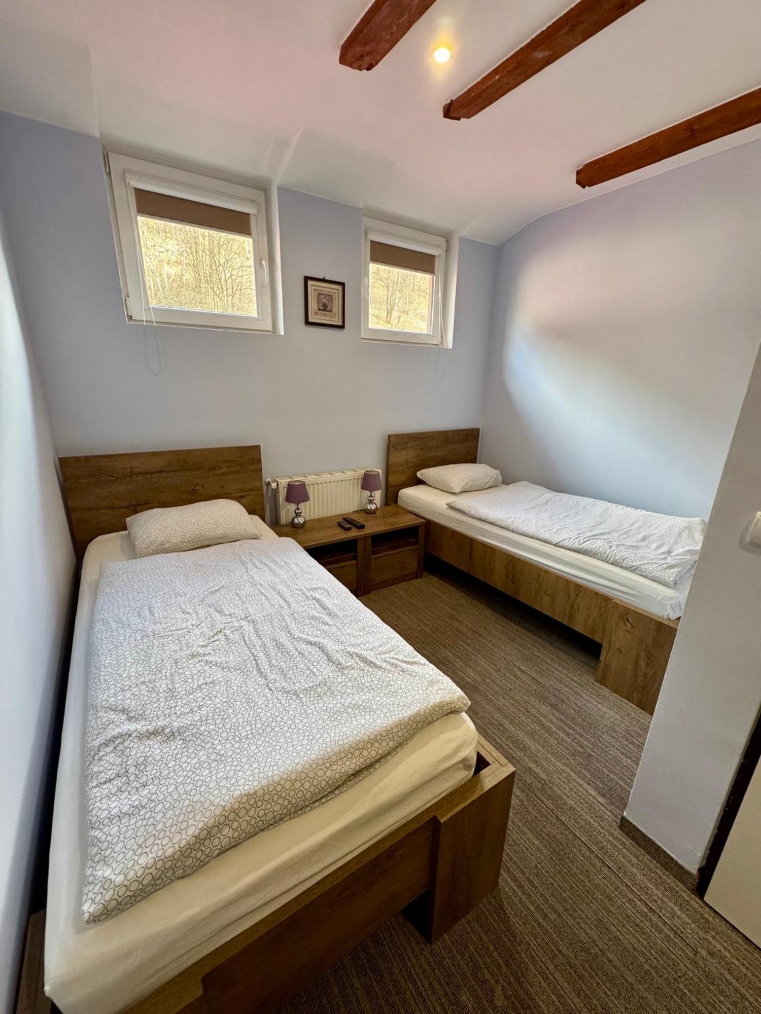 Aparthotel Restauracja Ibiza Ludwikowice Kłodzkie Exteriér fotografie